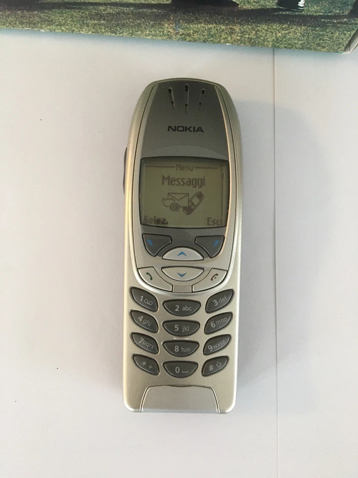 Nokia 6310 Argento Scatola originale, CD, Libretto istruzioni, Caricabatteria - Immagine 2 di 4