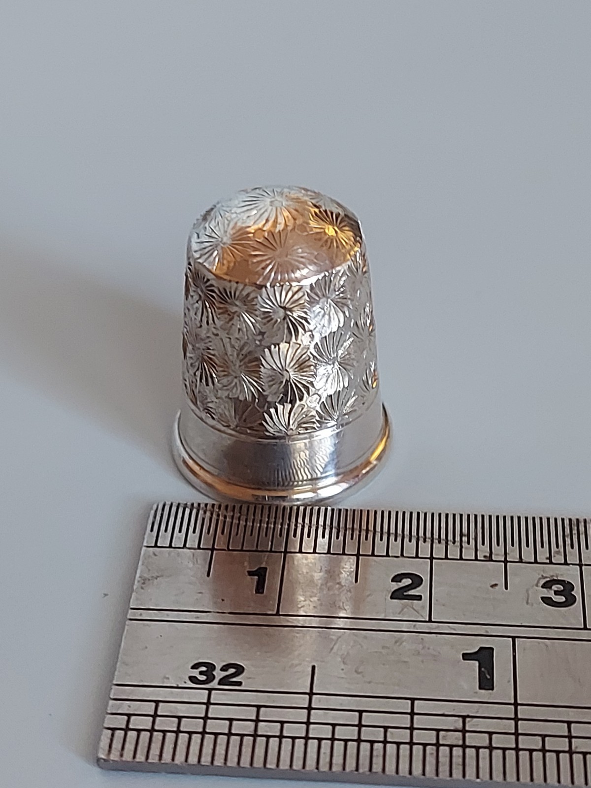 Hallmarked Charles Horner Sterling Silver Spiral Design Thimble / Sewing (767)