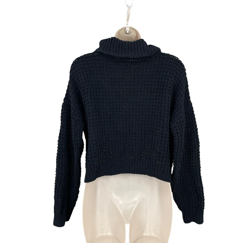 Suéter Whimsigoth Feminino Tamanho M Indie Preto Decote Capuz Crop Chenille Malha Aberta - Imagem 2 de 4