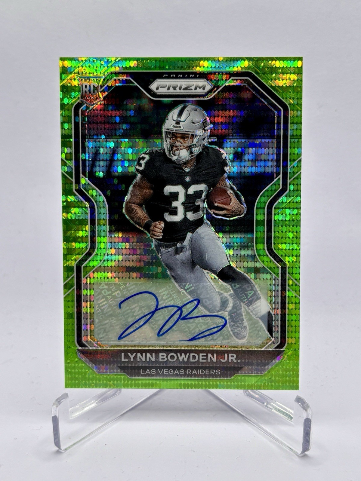 Lynn Bowden Jr. Panini Prizm #374 Autograph Neon Green Pulsar