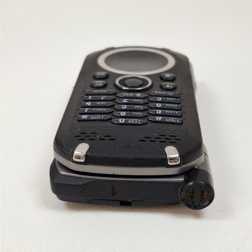 Casio G'zOne Brigade C741 telefono con tastiera ribaltabile doppio schermo (Verizon) - Foto 4 di 10