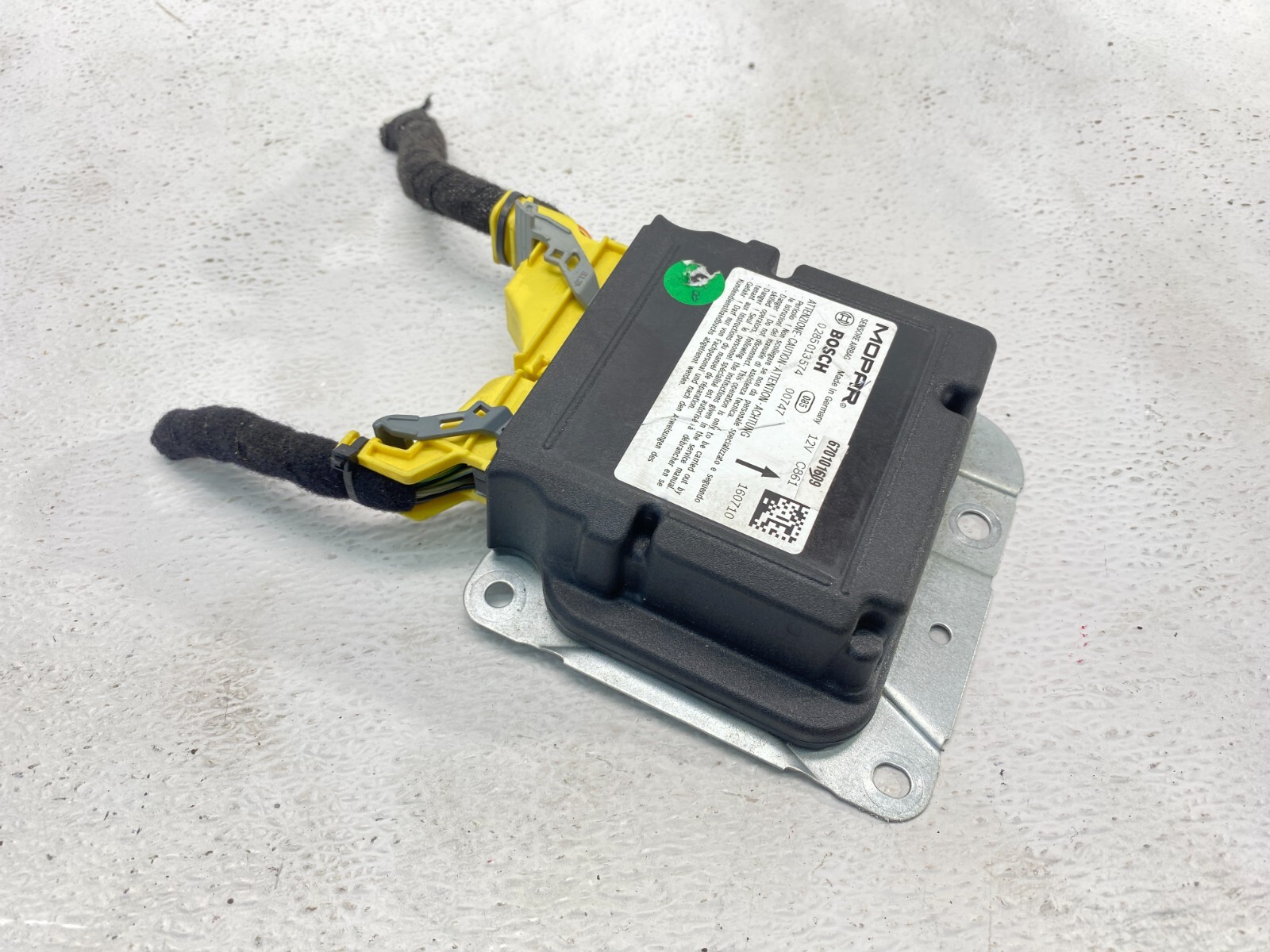 14-21 Maserati Quattroporte Ghibli Levante Center Safety Module ECU Unit OEM✅