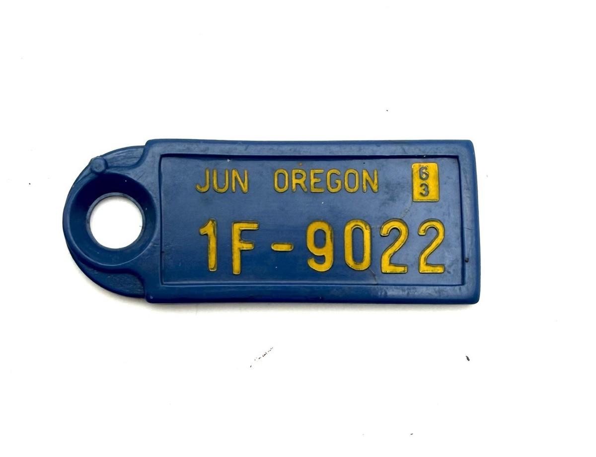 Vintage Disabled American Veterans OREGON MINI LICENSE PLATE TAGS