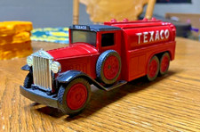 Vintage 1990 ERTL Texaco 1930 Diamond "T" Tanker Truck Bank - Great Condition 