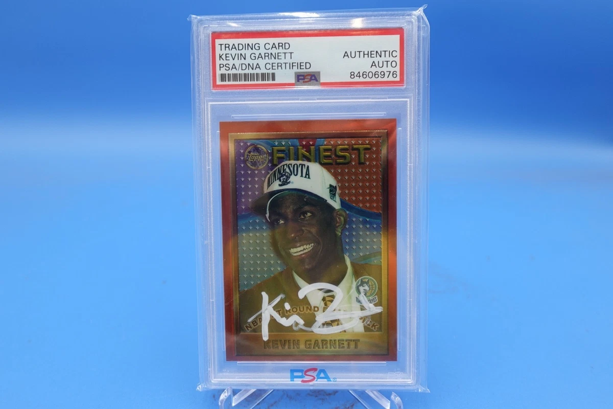 Kevin Garnett Basketball Autographed Sports Trading Cards