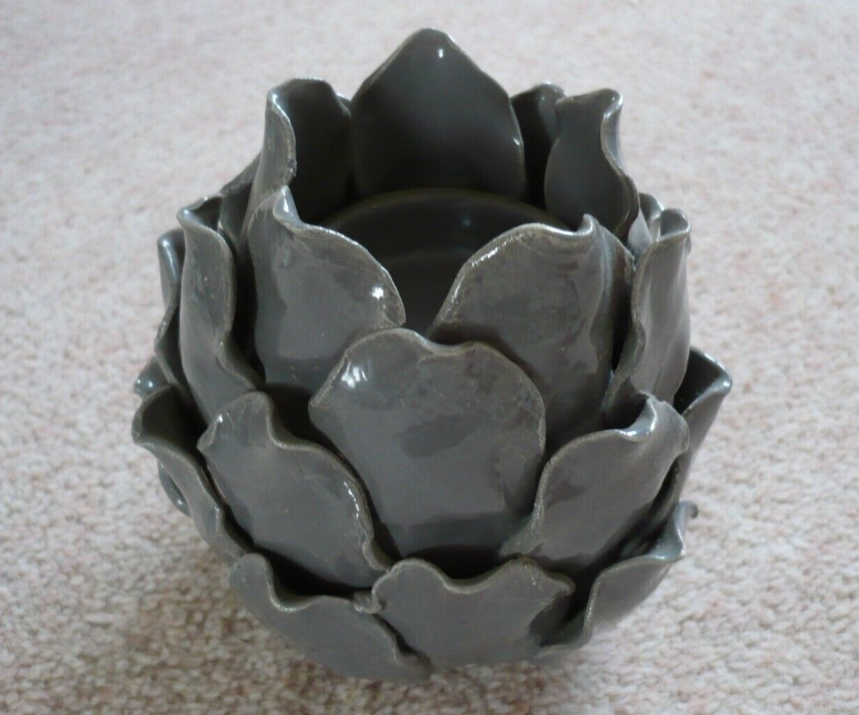 Gisela Graham Ceramic Artichoke Grey Glazed Tea light Candle Holder