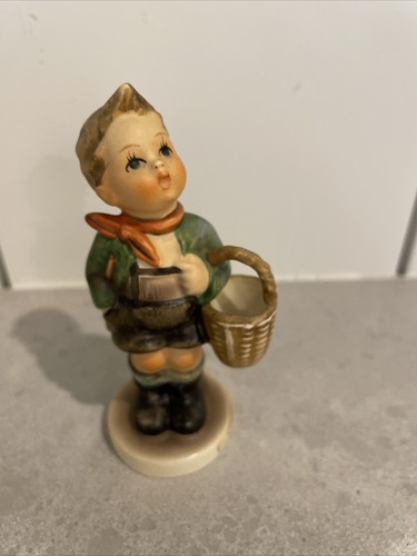 hummel figurine