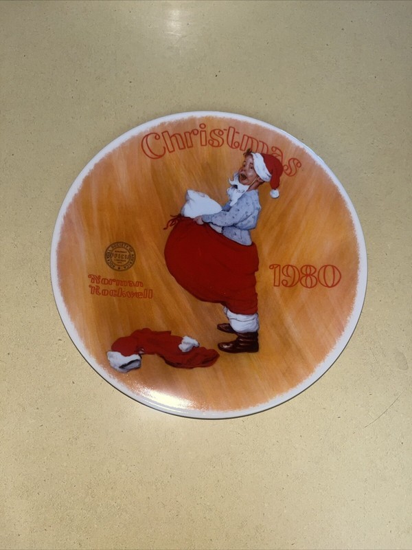 Norman Rockwell  Christmas  Plate Scotty Plays Santa 1980-w/hanger-#18952D
