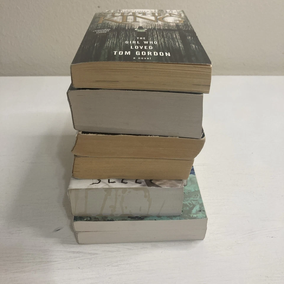 Lot Of 7 Stephen King Books: Later, Doctor Sleep, The Dark Tower, Misery, The Co - Image 4 of 4