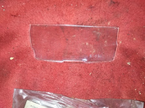 Inserto Fendinebbia Originale Mercedes-Benz W114-115 000 826 06 57 - Picture 2 of 3
