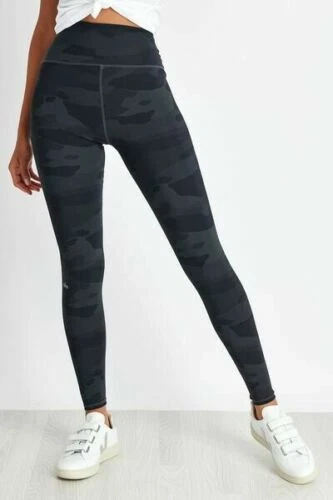 NWOT ALO YOGA VAPOR HIGH WAIST LEGGINGS WOMEN'S BLACK CAMOUFLAGE SIZE XS  $128