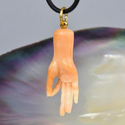 Buddha Hand Vitarka Lehrt Mudra Anhänger Vermeil 925 Silber Geschnitzt Muschel