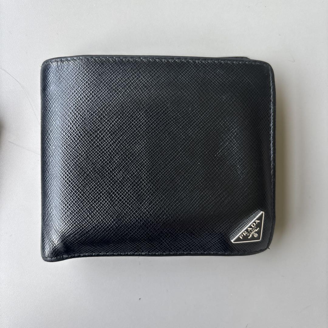 Prada Black Leather Bi-Fold Mens Wallet