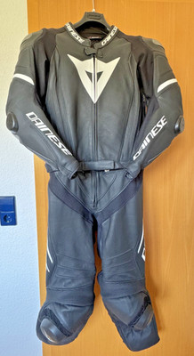 Dainese Lederkombi Laguna Seca 4, 2-Teiler, Herren 50, sehr guter Zustand