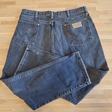 VTG Wrangler Charcoal Black Worn-In Jeans Fits 32x28.5 Cowboy Cut USA Cotton