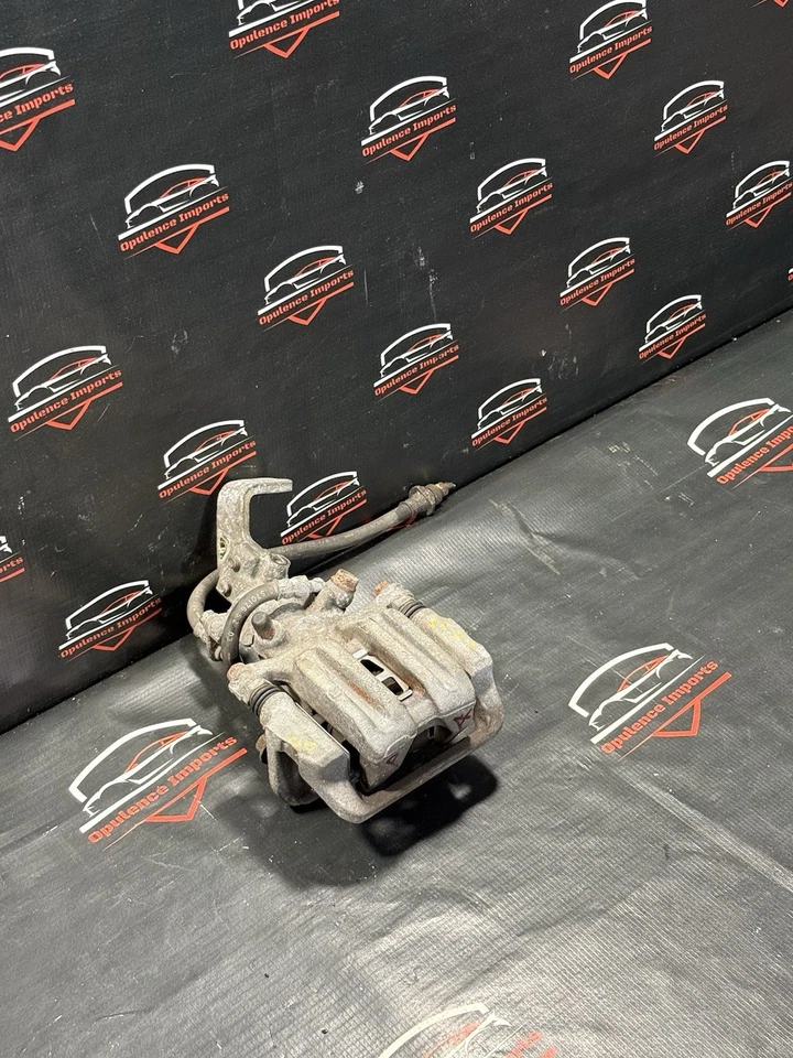 Pinza de freno trasera derecha del lado del pasajero Honda S2000 2001-2008 OEM Foto 2 de 4