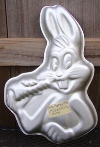 Vintage Wilton Bugs Bunny Cake Pan   1978  502-7598 Warner Bros.