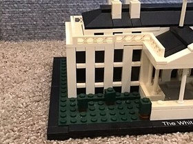 LEGO LEGO ARCHITECTURE: The White House (21006) - Incomplete