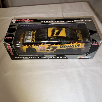 2003 Matt Kenseth #17 Team Caliber Dewalt Million $ Challenge 1:24 Pit Stop Ford