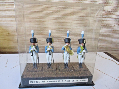Figurine Georges FOUILLE. Sapeur Grenadier Du Ier Régiment De La Garde à Pied   Ier Empire