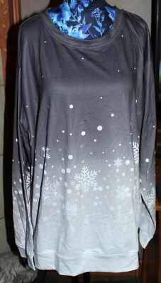 1X NWOT Women's Pixie Lady Snowflake Gray Ombre Crewneck LS  Top