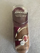 COVERGIRL ULTRA SMOOTH FOUNDATION + APPLICATOR 860 Classic Tan