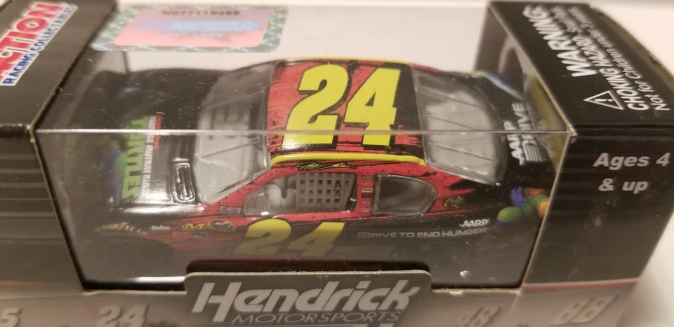 Jeff Gordon 2012 #24 AARP/Ninja Turtles Chevy Impala 1/64 By LIONEL Racing  - Image 3 of 4
