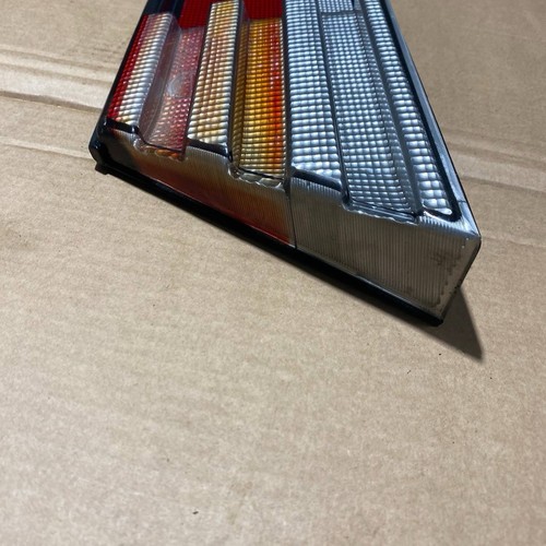 Mercedes-Benz W124 Sedan Coupe Rear Taillight Panel Assembly OEM HELLA - Bild 21 von 24