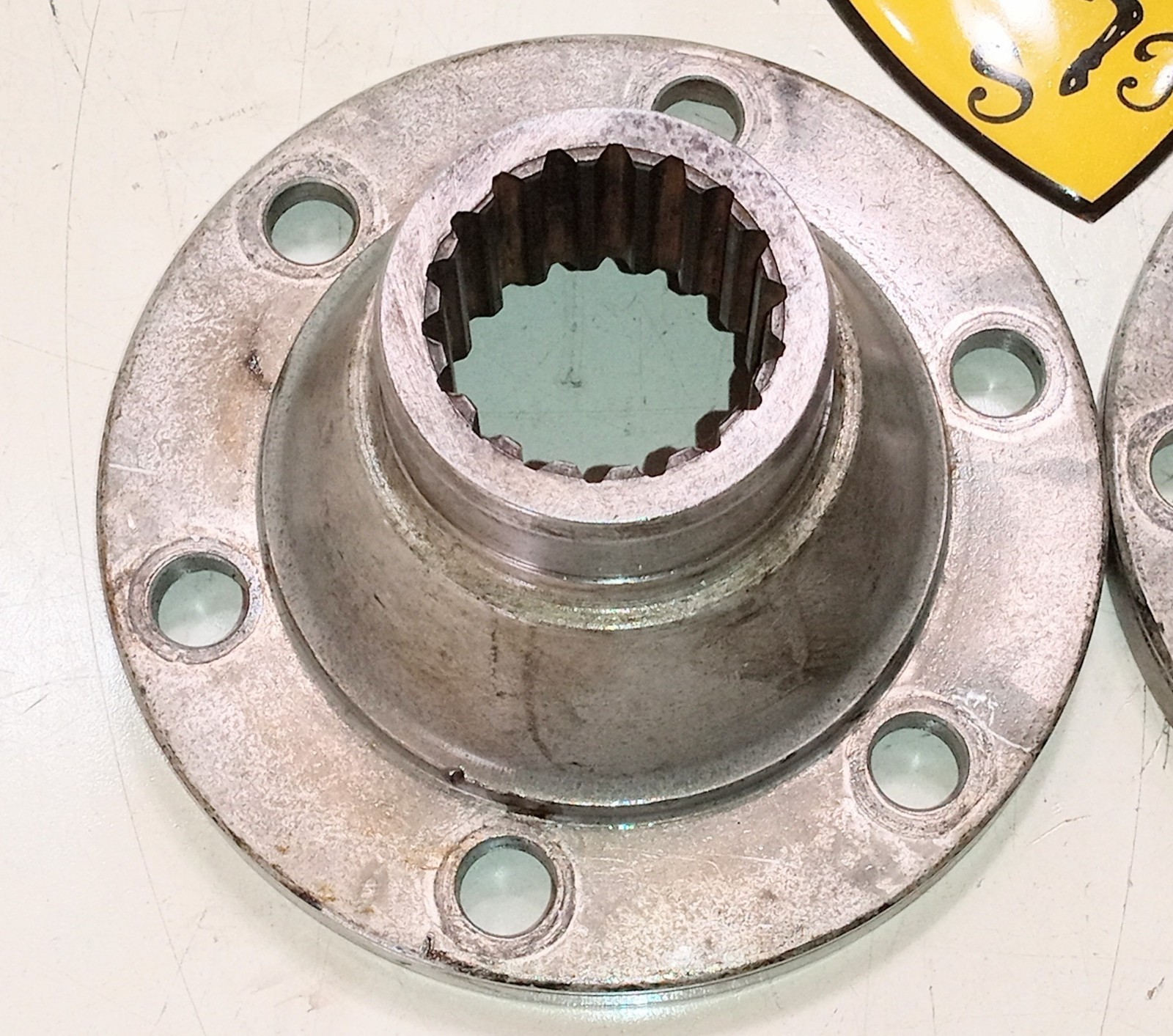 Ferrari F40 Transaxle Differential Drive Axle Flanges_Pair_18 Tooth_288_119373