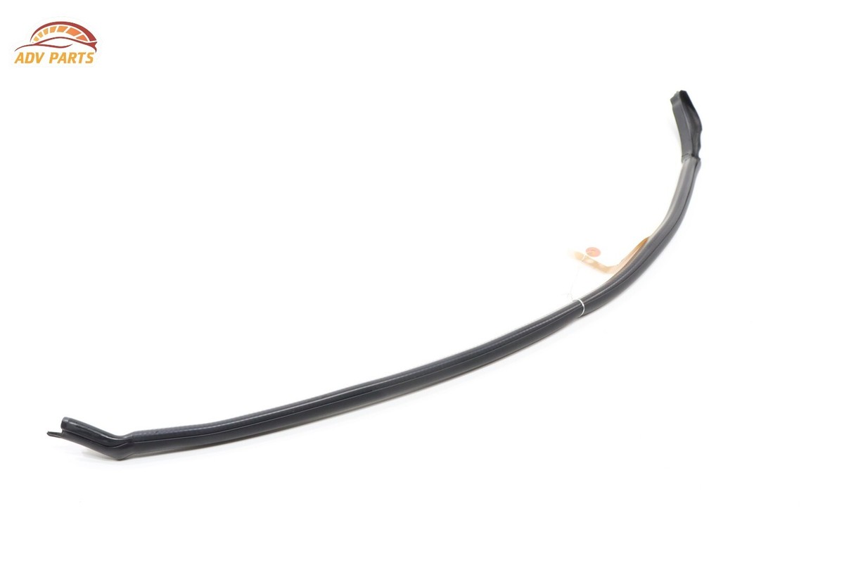 AUDI Q7 FRONT RIGHT PASSENGER SIDE DOOR FORWARD WEATHERSTRIP SEAL
