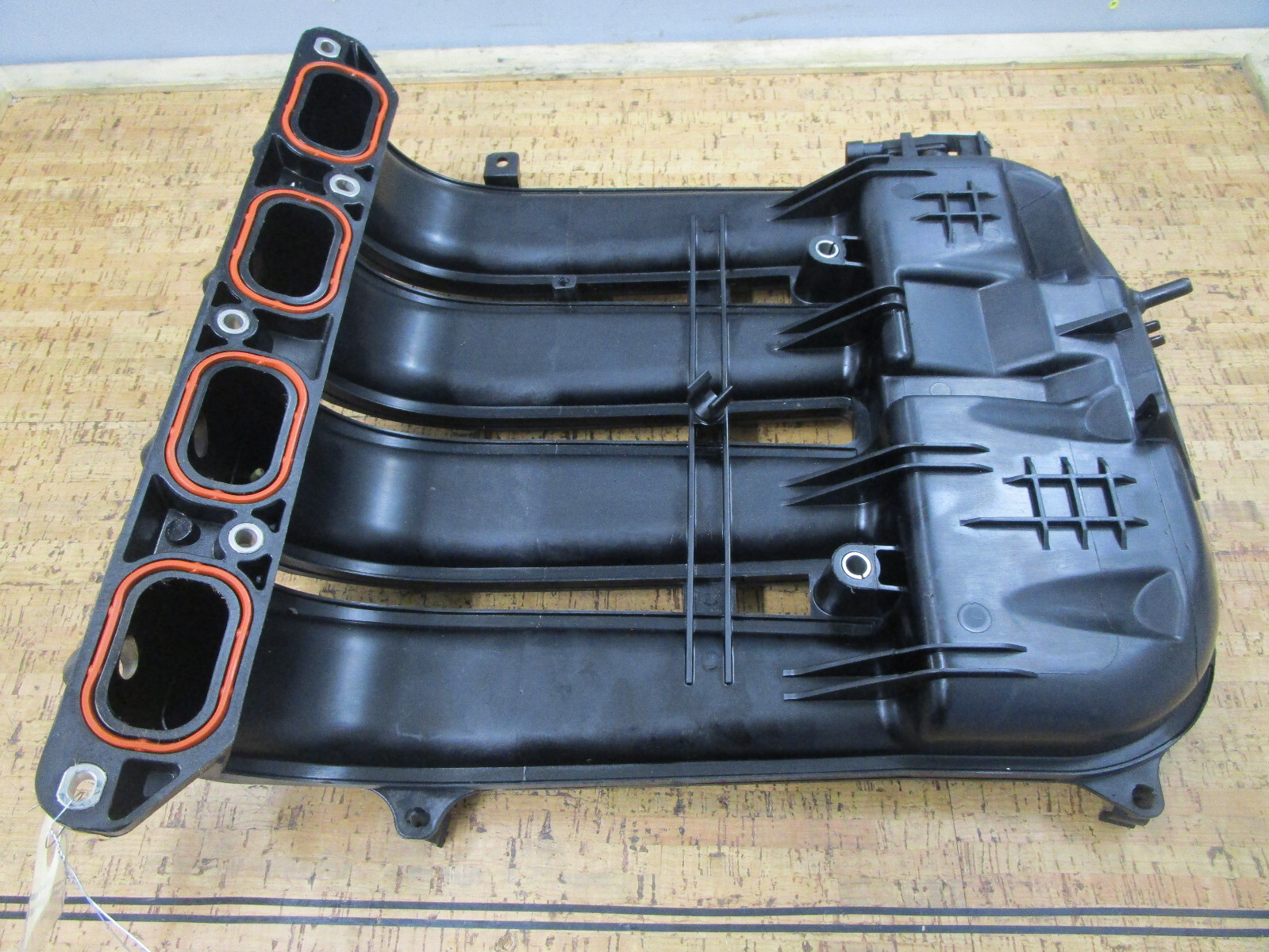 OEM* 0800 Mercury Quicksilver Intake Manifold Assembly 892952T04 