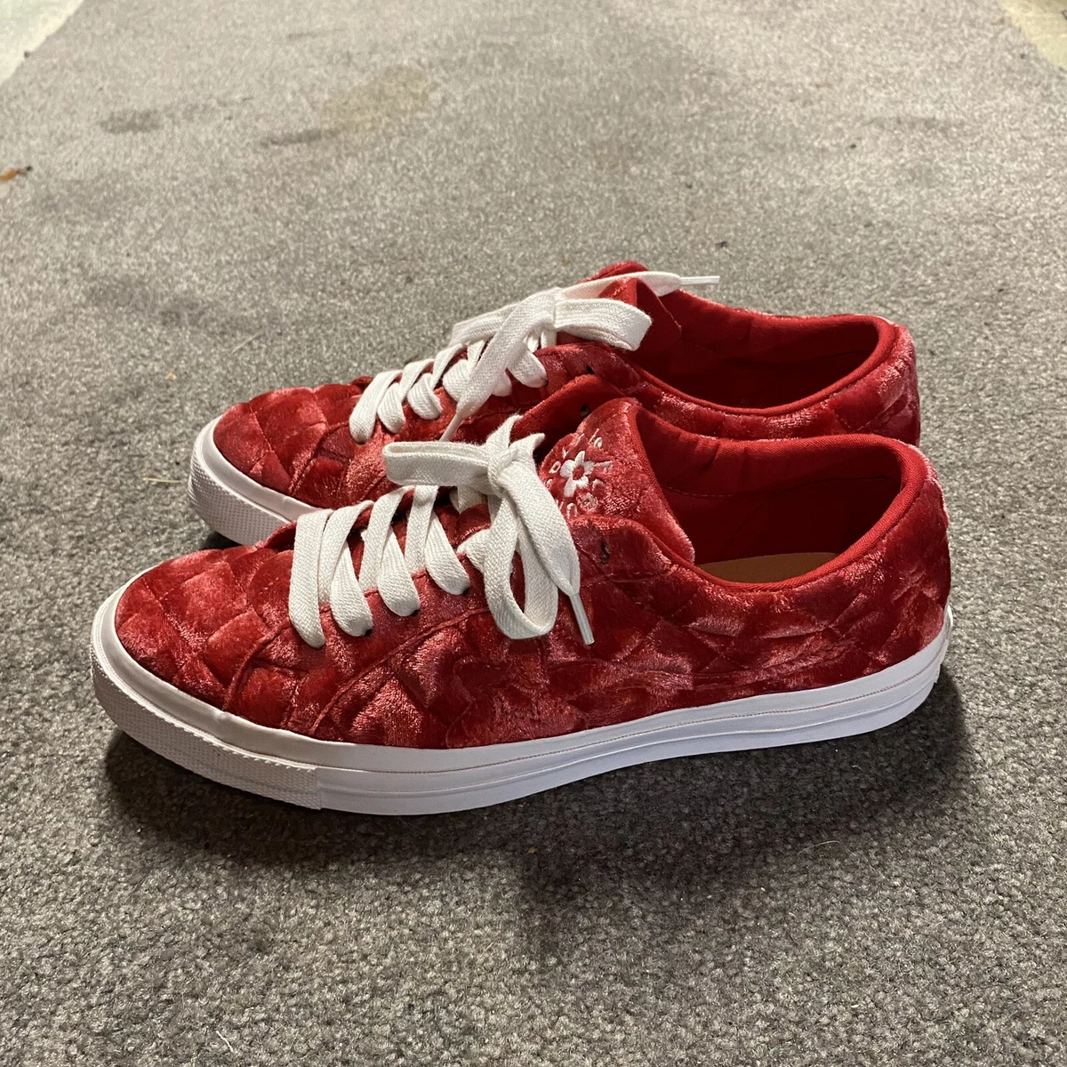Golf velvet cheap converse