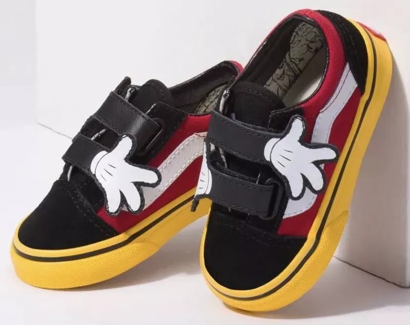 Kip Moedig Aan het water NEW Disney Vans Toddler Old Skool V Mickey Mouse Hugs Tennis Shoes Sz 3 T | eBay Kip Moedig Aan het water NEW Disney Vans Toddler Old Skool V Mickey Mouse Hugs Tennis Shoes Sz 3 T | eBay