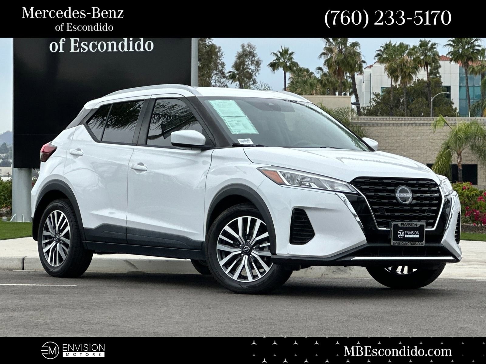2022 Nissan Kicks SV