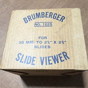 Brumberger No. 1225 Desktop Illuminated Portable 35mm Slide Viewer Gray