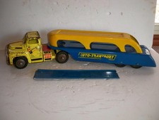 Vintage Wyandotte Trucking Pressed Steel Auto Transport With Ramp