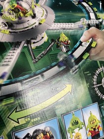LEGO Space: Alien Mothership (7065) new sealed damage to box