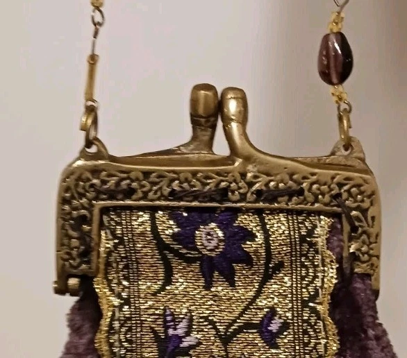 Vtg Victorian Gold Purple Velvet Embroidered Beaded Kisslock Coin Purse Tassel - Image 4 of 4