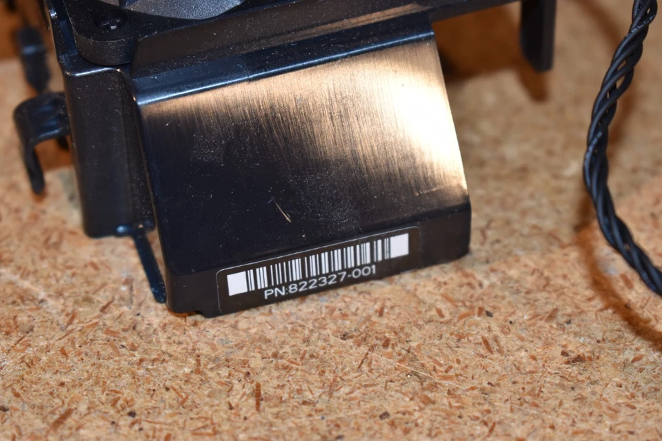 HP 822327-001 Rear Fan & Fan Duct Assembly for HP Z240 SFF Foxconn PVA060G12N - Image 3 of 4