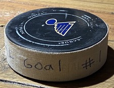 Vladimir Tarasenko Game Used 156th Goal Puck GORDIE HOWE HAT TRICK BLUES HOLO