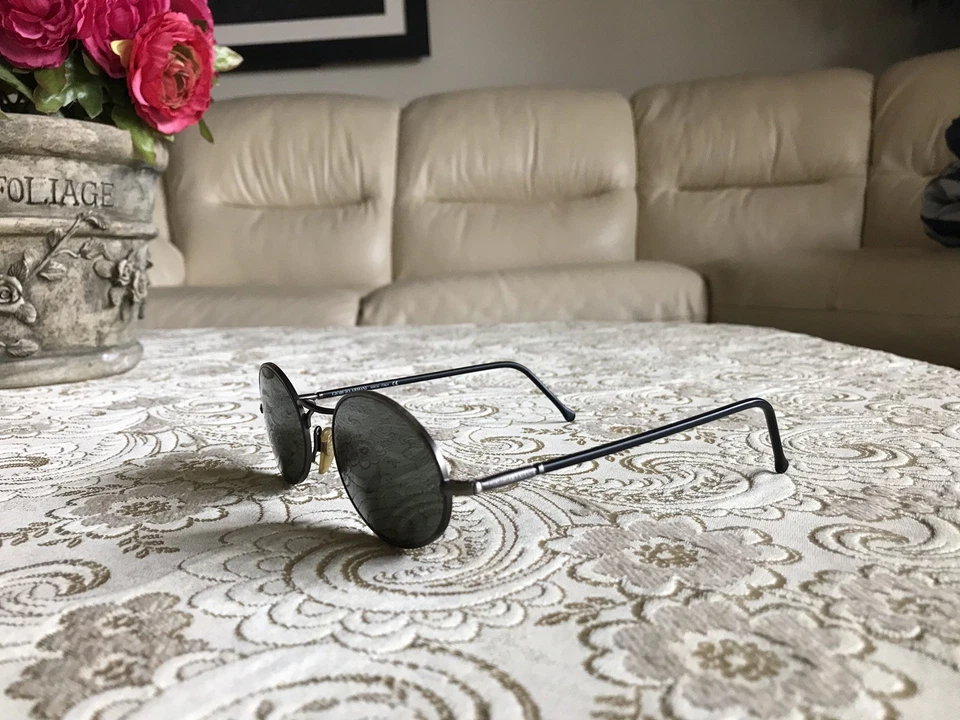 Authentic Vintage Giorgio Armani 650 915/36 with 100% UV Gray Lenses.. NOS - Image 2 of 4