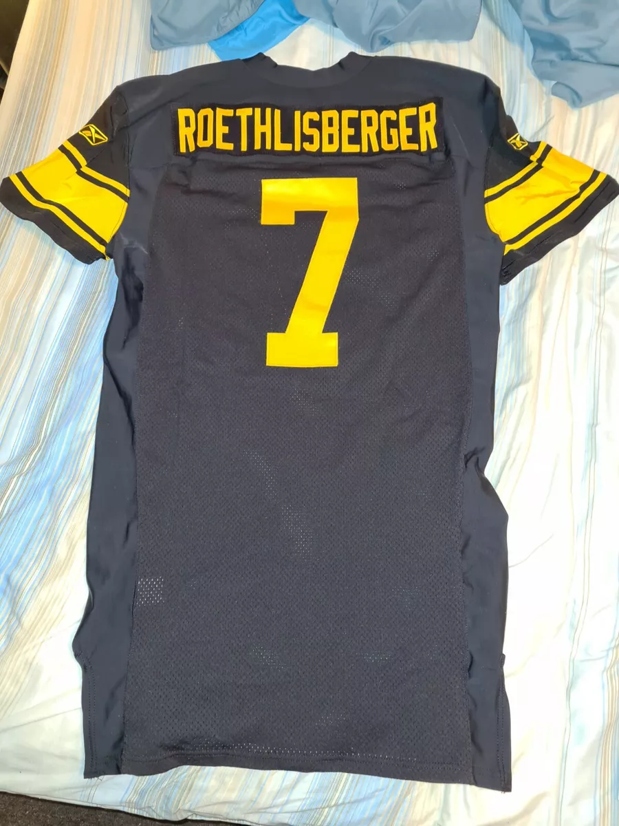BEN ROETHLISBERGER 7 Pittsburgh Steelers 2009 Alternate Football