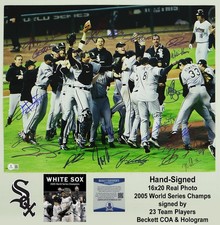 Chicago White Sox 2005 Series Champs Team Signed 16x20 Real Photo #1 w/ BAS COA