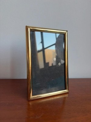 Vintage Mid Century Modern Gold Metall Bilder Fotorahmen abgerundeter Rand 4'' x 6''