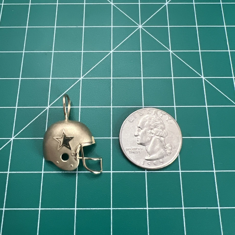 Casco de fútbol americano colgante vintage 1989 oro 14k Dallas Cowboys Michael Anthony MA Foto 2 de 4