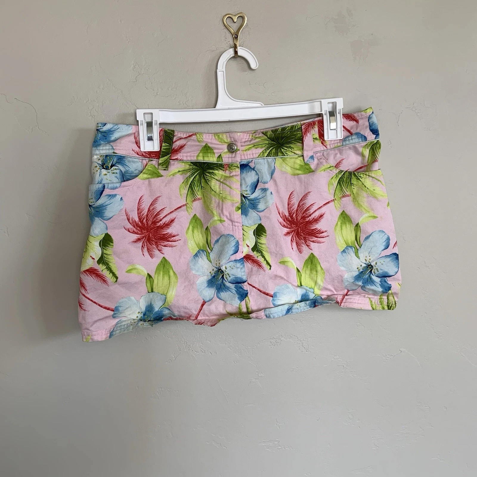 Dolce & Gabbana Tropical Floral Resort Print Italian Pink Mini Skirt Womens US L
Opens in a new wind