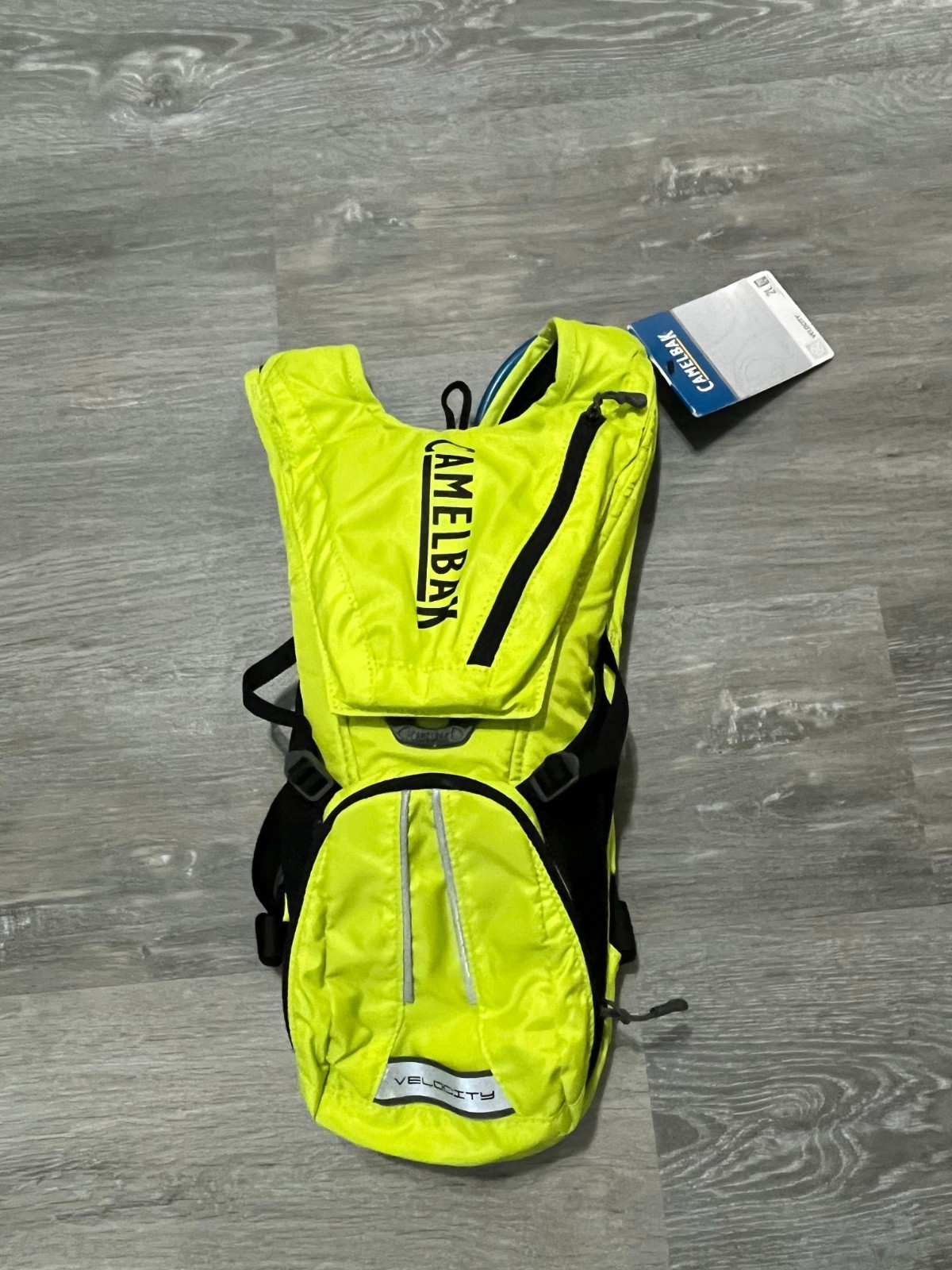 Correr/Ciclismo NUEVO CamelBak Velocity 70 OZ Paquete de Hidratación Reflectante!!