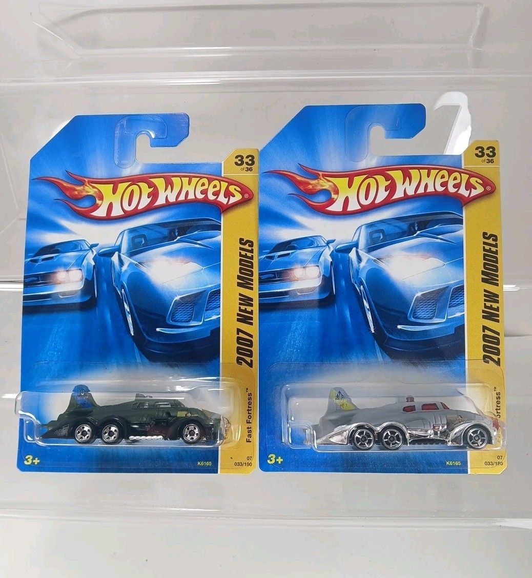 Hot Wheels 2007 New Models FAST FORTRESS (lot of 2) Green & Gray 33/36