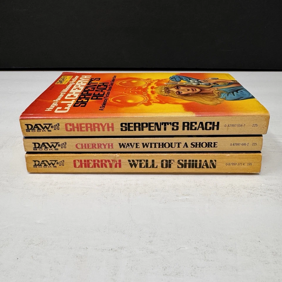 C.J. Cherryh Science Fiction Novels Lot of 3 Fantasy Paperbacks Daw 1st Printing - Image 4 of 4
