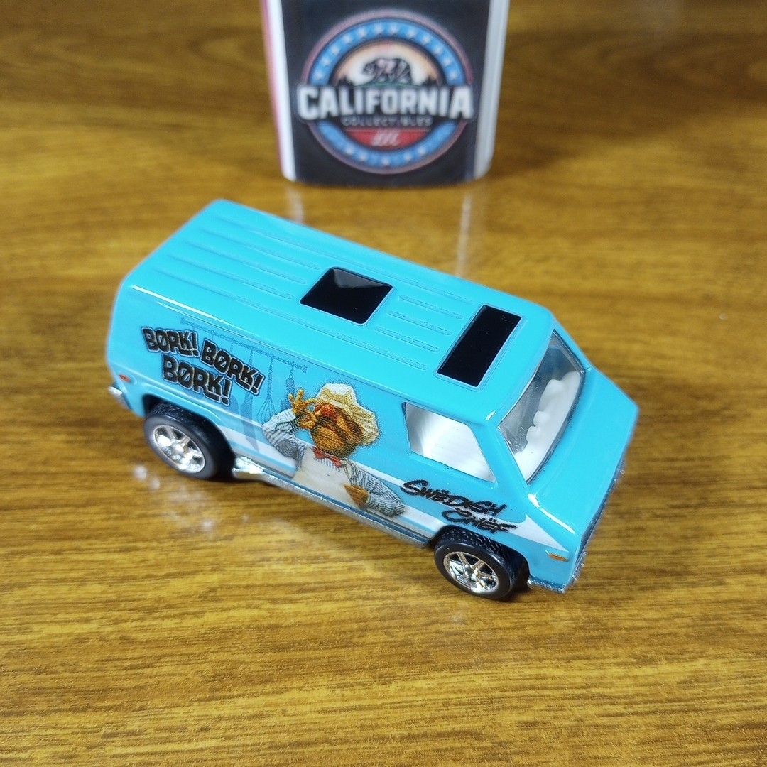 Hot Wheels Pop Culture The Muppets Swedish Chef Super Van Real